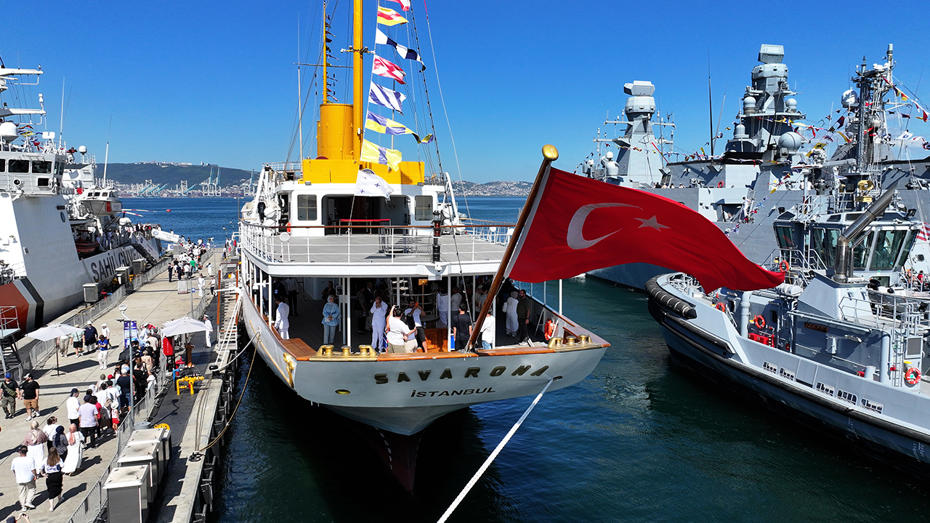 TCG Savarona TEKNOFEST Mavi Vatan'da Ziyaretçilerin Gözdesi Haline Geldi