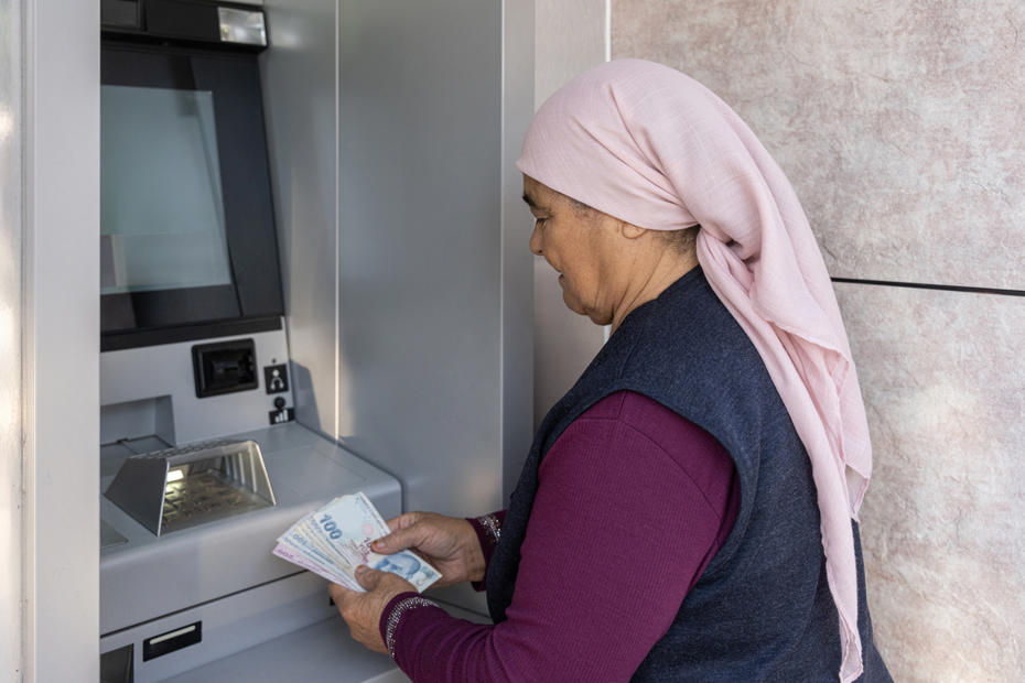 Emekli Maaşı Ödemeleri Ne Zaman Yatacak? SGK ve Bağ-Kur Emeklilerinin Bayram Öncesi Maaş Takvimi Açıklandı