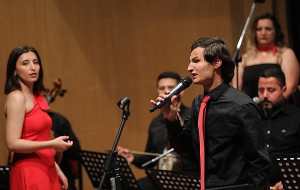 Konser Anadolu'nun renklerini büyüledi – KÜLTÜR SANAT