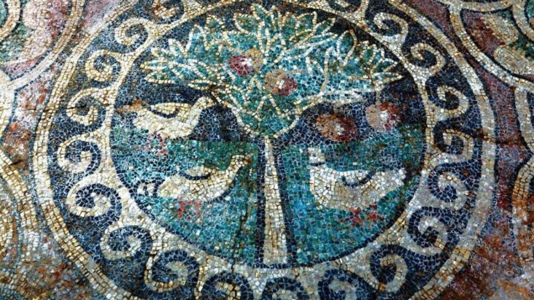Amasya'daki 1.700 yıllık elma mozaiği dünyadaki tek örnek