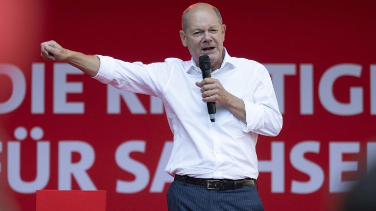 Almanya Başbakanı Scholz: Suç işleyen sığınmacılar sınır dışı edilmekten kurtulamayacak