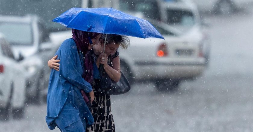 4'lü “Sarı” uyarı: Şiddetli yağış bekleniyor