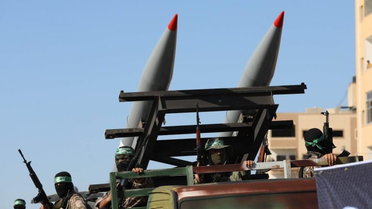 Kassam ve Kudüs Seriyyes Tugayları Gazze’de Netzarim ekseninde İsrail mevzilerini hedef aldı