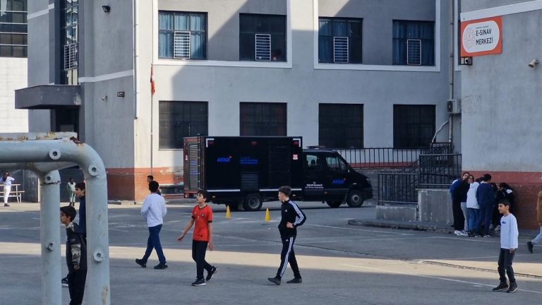 Lavaboya cıva döken öğrenci AFAD ekiplerini alarma geçirdi