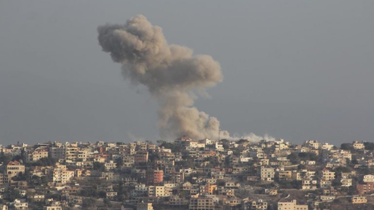 İşgalci İsrail, yeni yılın ilk gününde Lübnan’la ateşkesi 4 kez ihlal etti