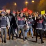 İmamoglu Saraçhane’yi protesto ediyor! Öğrenciler ve polis arasındaki anlaşma: barikatlar kaldırıldı