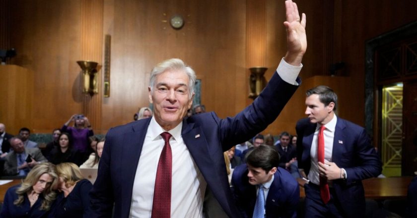 Amerika Birleşik Devletleri Senatosu’nun onayını alan Türk kökenli ünlü doktor Mehmet Öz