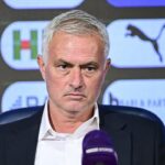 Mourinho’ya “Kalacak mısınız?” diye soruldu… Basın toplantısına damga vurdu