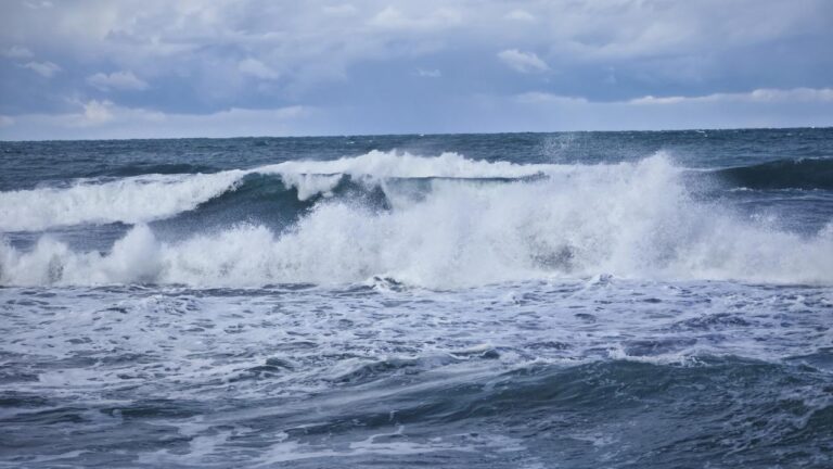 3 ilin bazı bölgelerinde denize girmek yasaklandı