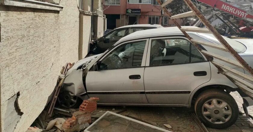 Depremzede araçlar üzerinden vurgun: 1 tutuklama