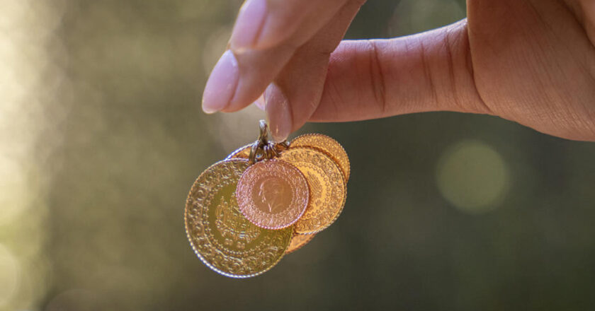 8 Aralık 2025’te Altın Fiyatları: Güncel Gram, Çeyrek, Ons ve Yarım Altın Değerleri Ne?